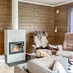 4 Bedroom Gorgeous In Edland Feriehus Vågsli