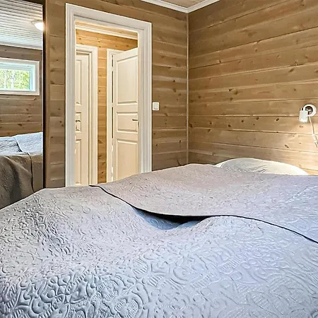 Feriehus Nydelig Hus Med 4 Soverom I Edland