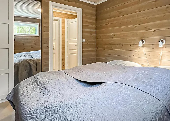 Ferienhaus 4 Bedroom Gorgeous In Edland